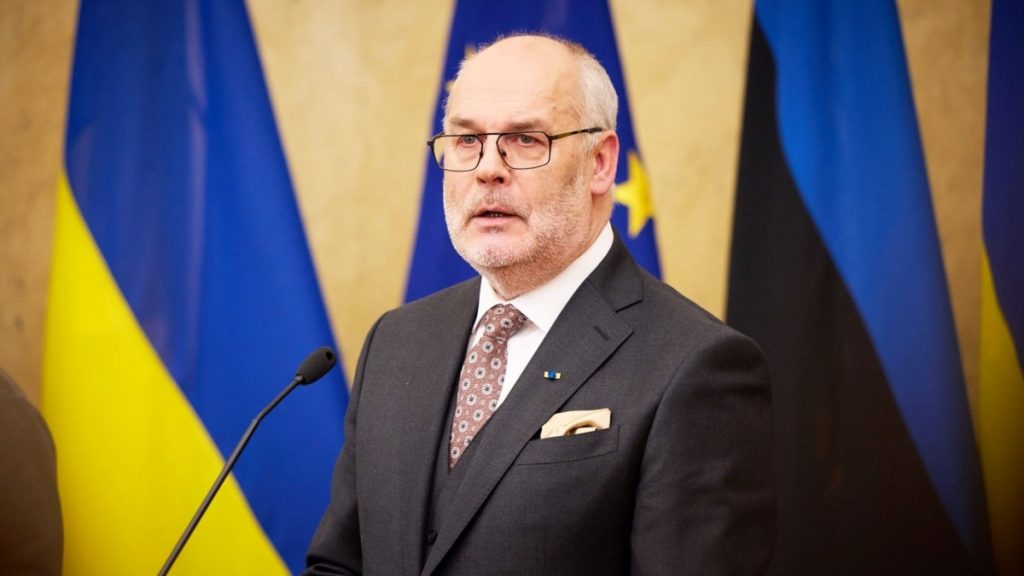 01000000 c0a8 0242 88e1 08dc12e47ee9 w1200 r1