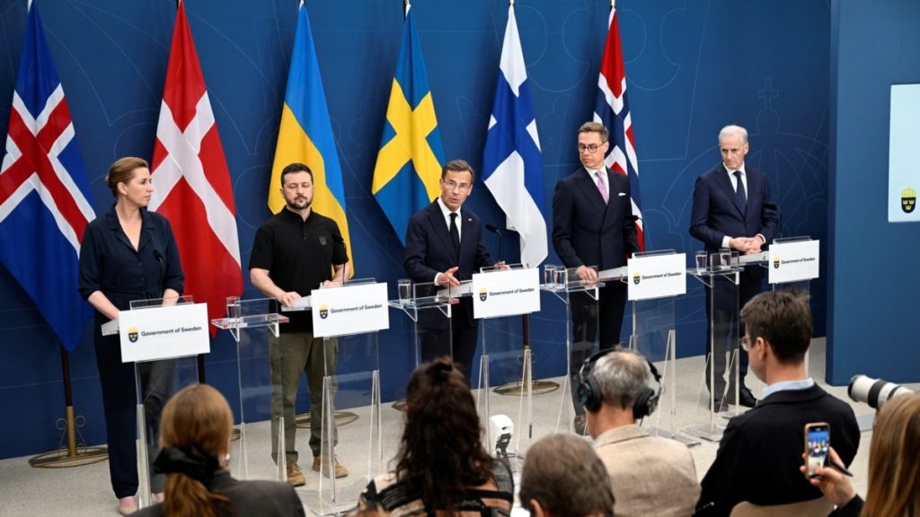 Π‘ΠΊΠΎΡΠΎ Π² Π£ΠΊΡΠ°ΠΈΠ½Π΅: ΠΏΡΠ΅ΠΌΡΠ΅Ρ-ΠΌΠΈΠ½ΠΈΡΡΡ ΠΠ°Π½ΠΈΠΈ ΠΎ ΠΈΡΡΡΠ΅Π±ΠΈΡΠ΅Π»ΡΡ
F-16 1 38d63e8a 4196 4ef4 9ba0 b5da27f44913 w1200 r1