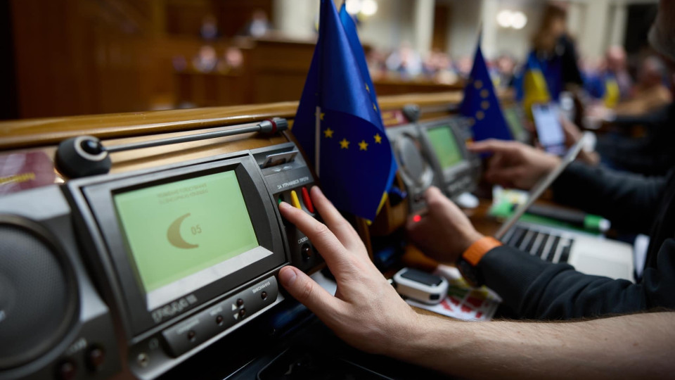 3ac8ba91c7ea8cef8f93d2c42902c244046b0302