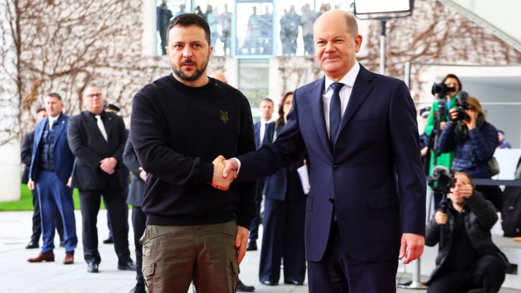 01000000 0a00 0242 e2be 08dc2ed997e1 w1200 r1