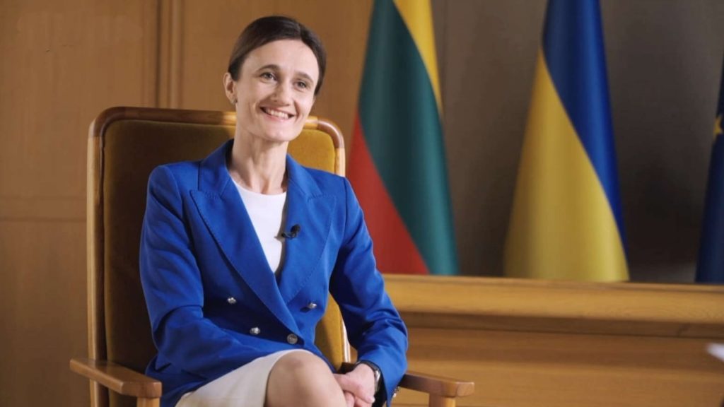 01000000 0a00 0242 fecd 08db635ac596 w1200 r1