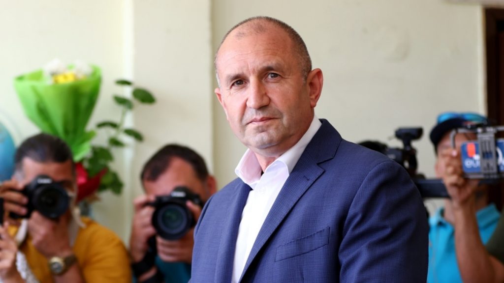 01000000 0aff 0242 f4a9 08dc8870432c cx40 cy4 cw59 w1200 r1