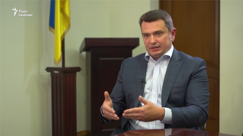 02427781 FE66 43F0 8433 5DBCEE0EF9F2 w1200 r1