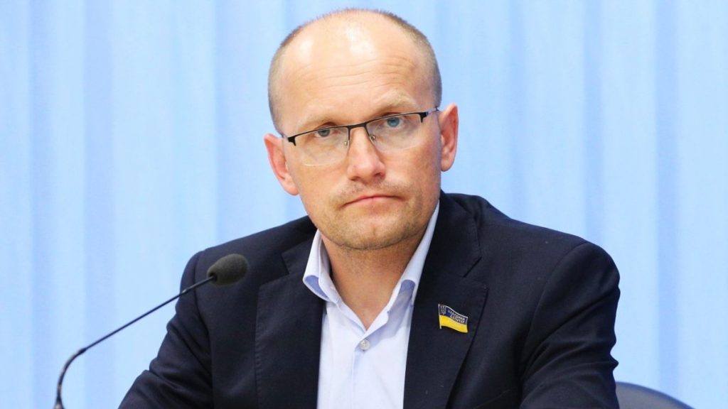 01000000 0a00 0242 2275 08dcaaf3178b w1200 r1