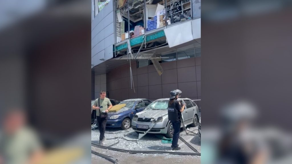 01000000 0aff 0242 8273 08dc9b4c0978 w1200 r1