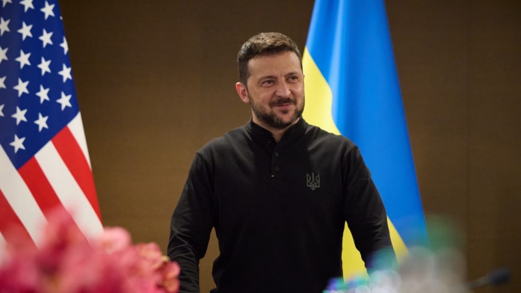 01000000 0aff 0242 ad56 08dc8d4835f0 cx3 cy2 cw85 w1200 r1