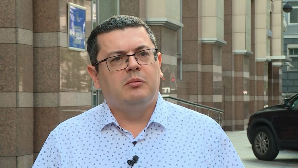 DD829B9A 8CC3 40F0 A83A BC96520195D3 w1200 r1