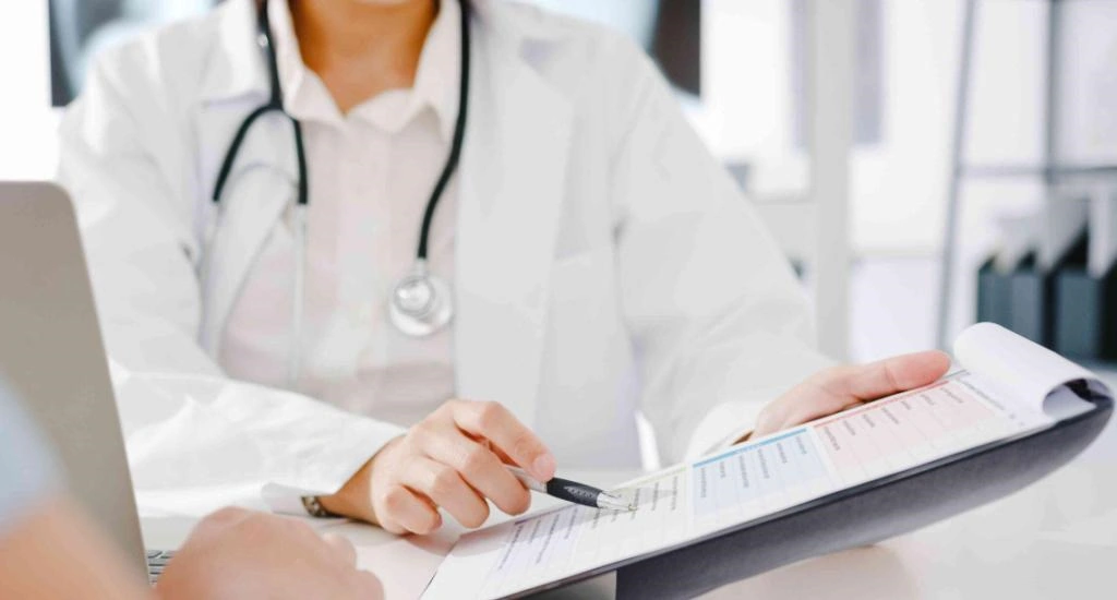 Медичні послуги без направлення з 1 січня 2025 року будуть платними