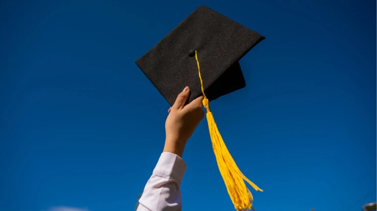 Чи зараховується навчання до страхового стажу – відповідь ПФУ