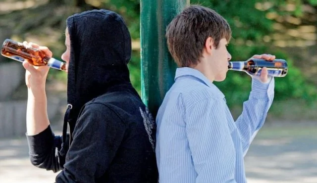 Вживання алкоголю в громадських місцях – відповідальність