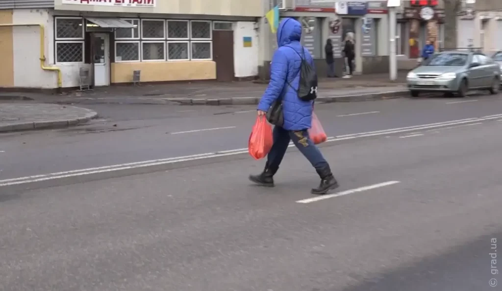 Порушення правил пішоходом не звільняє водія від обов’язку негайно зменшити швидкість аж до зупинки авто – Верховний Суд