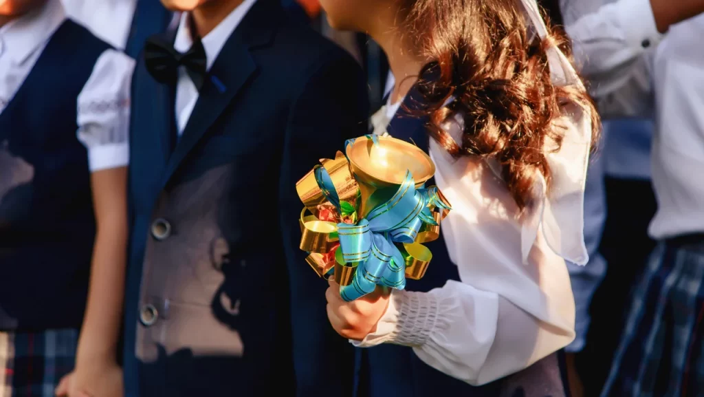 Школи не мають права на публікацію фото учнів без згоди батьків та самих дітей