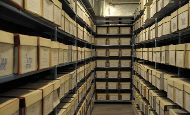 Як отримати свідоцтво про шлюб, народження чи смерть через 75 років