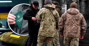 Мобілізація по-новому: хто вручатиме повістки і чи з'являться нарешті терміни служби 1 завантаження 3