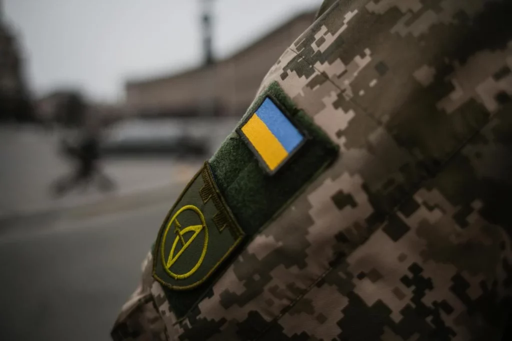 Блогери в окопах: чому "Чесна мобілізація" вимагає перевірити бронювання публічних осіб 1 1742400010 1077