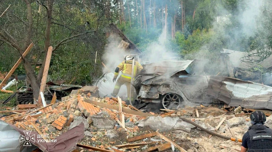 Російська ракета вдарила по виставці «Армада» під Києвом: 10 загиблих, до сотні поранених — і справа не лише проти РФ 1 3dd0876e38777102954ac602f6fc0000