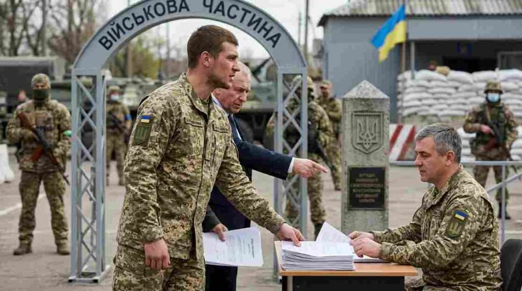 Два епізоди – не «вперше»: як Верховний Суд застосовує ч. 5 ст. 401 КК у справі № 295/2490/24 1 Zalyshennya viyskovoyi chastyny